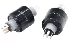 What is the difference between mercury slip rings and traditional slip rings?