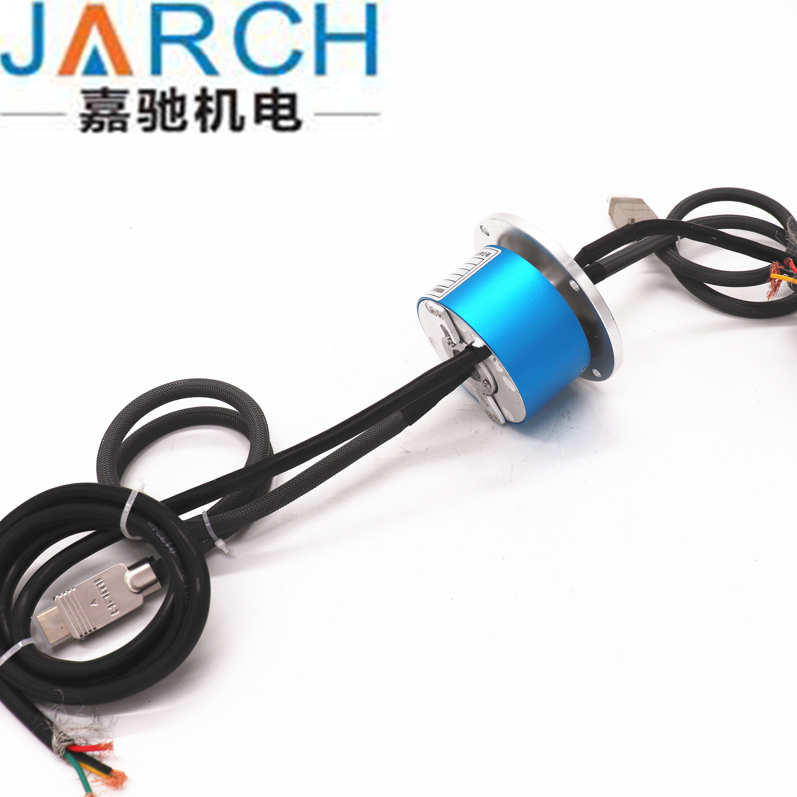 4-circuits-10A-USB-connector-through-bore.jpg